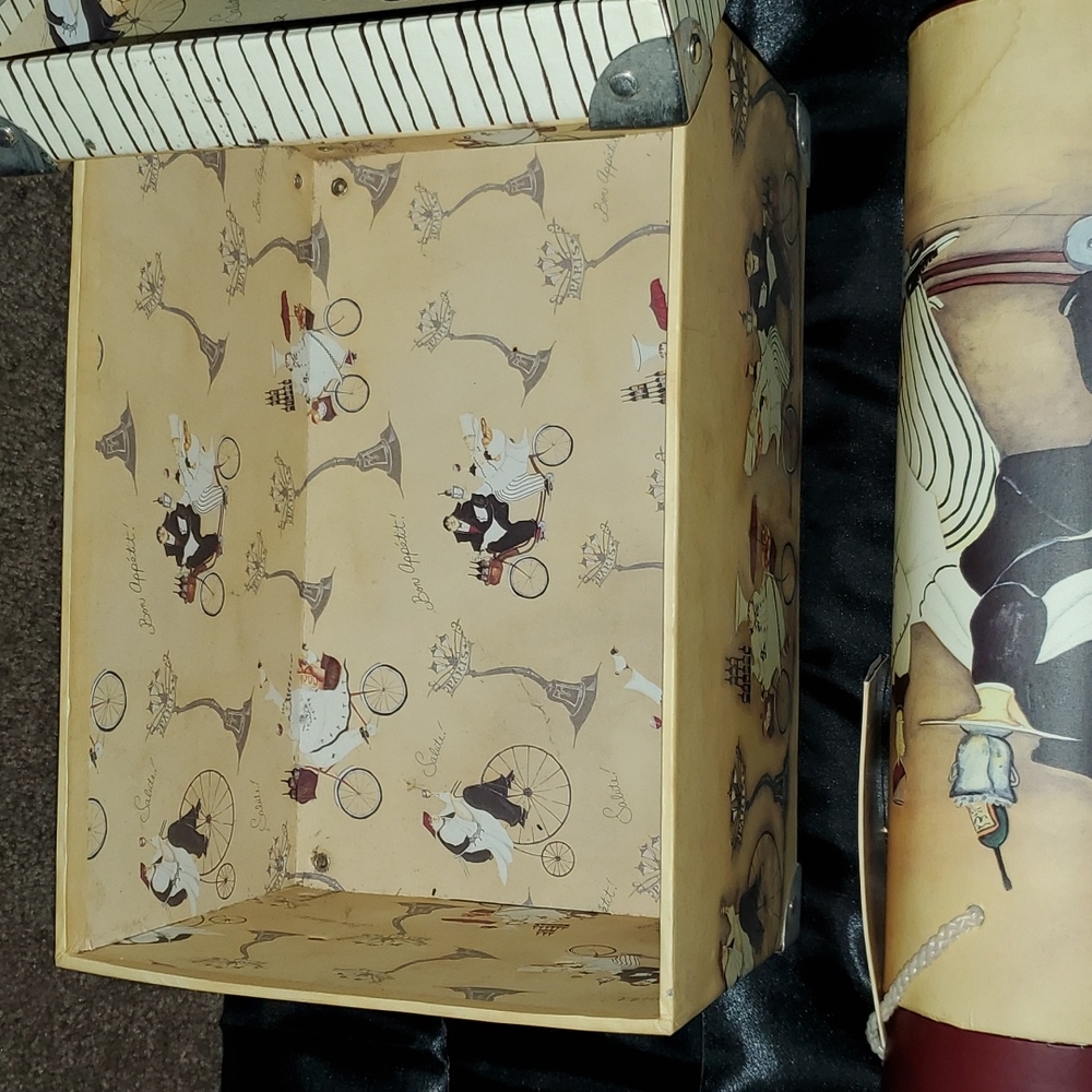 Wine Tube and Box - Picture 2 of 3